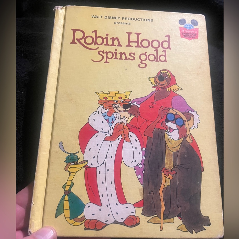 Disney’s Robin Hood Spins Gold Book Copyright 1979